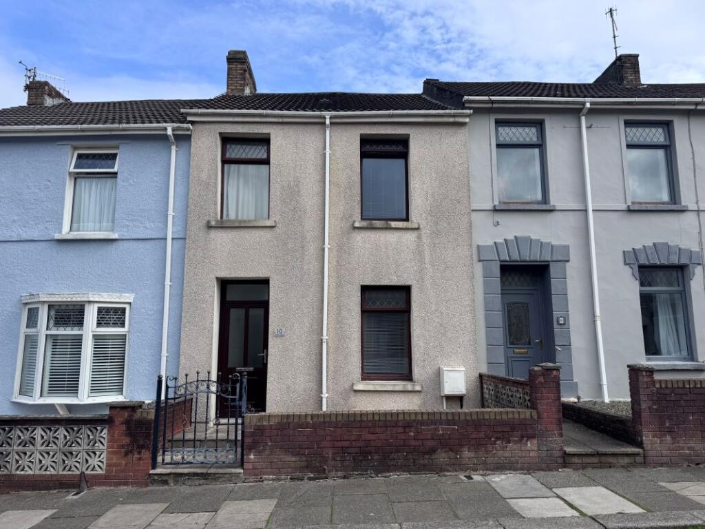 Main image of property: 10 Albert Street, Llanelli, Sir Gar, SA15 2TA