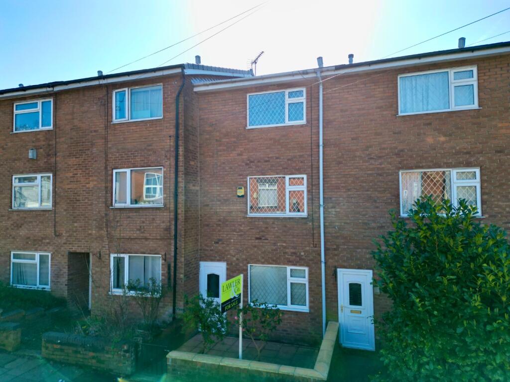 Main image of property: Stockport Road, Gee Cross, Hyde, SK14 5RU