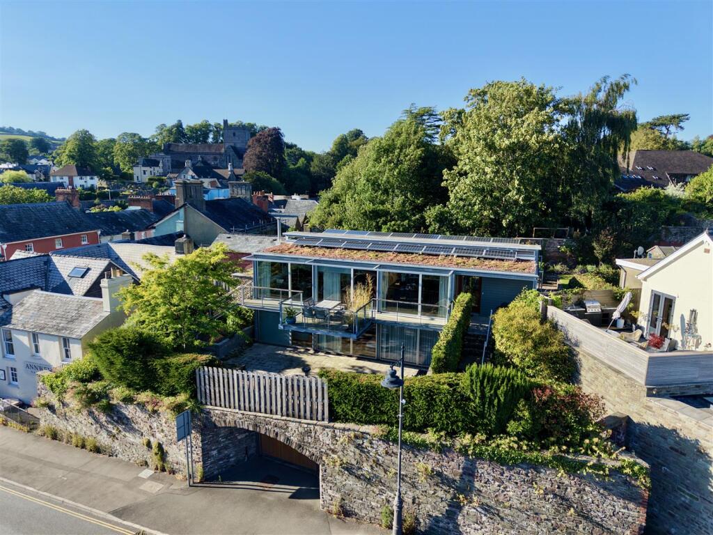 Main image of property: Mount Street, Brecon