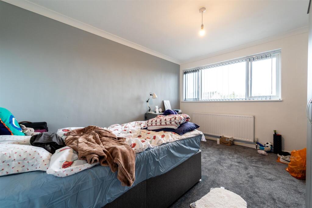 5 bedroom house for rent