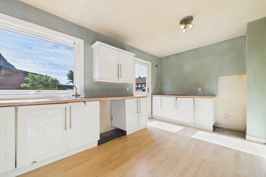 House in Motherwell, Shieldmuir, Muirhouse - View 4