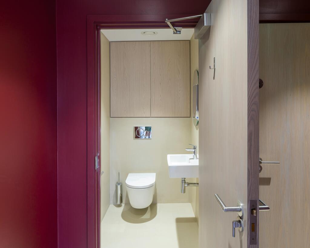 Pano_8571_8573 - 260526_E&A_Whitfield_Court_©_Peter Landers Photography - Large.jpg