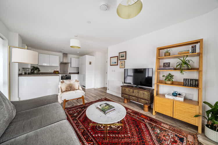 Apartment in Bracknell - View 2