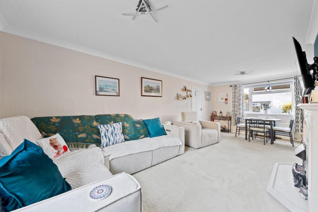 House in Wetherby, Boston Spa - View 4