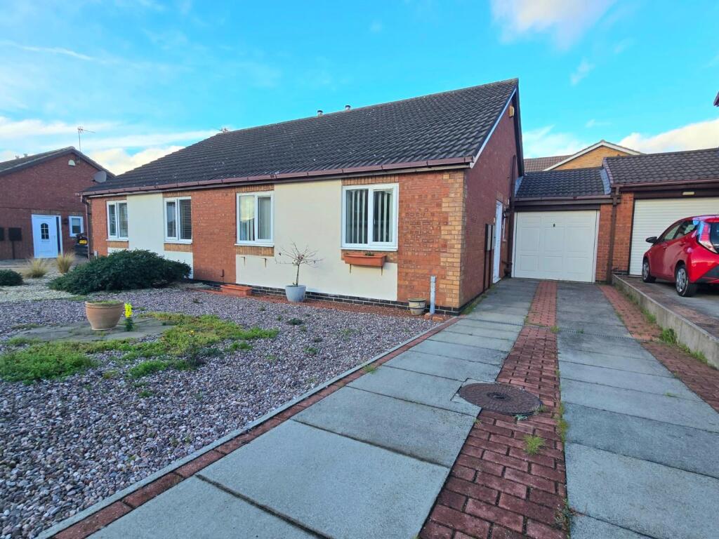 2-bed semi-detached on Emmetts Garden, Ingleby Barwick, Stockton-On-Tees, £85,500