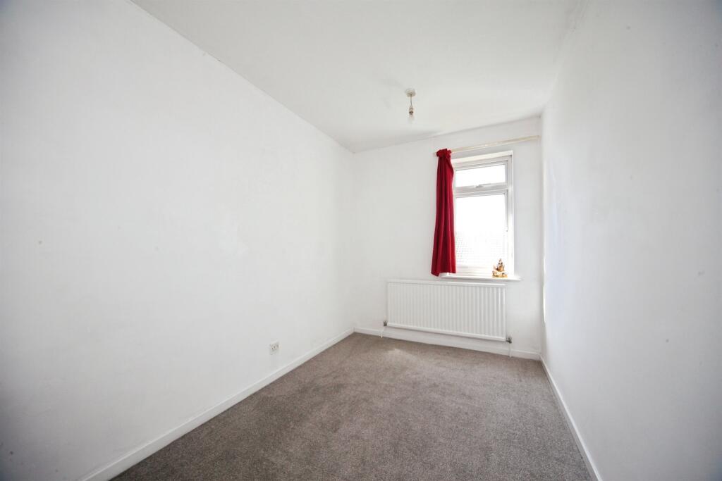 House in Luton - More