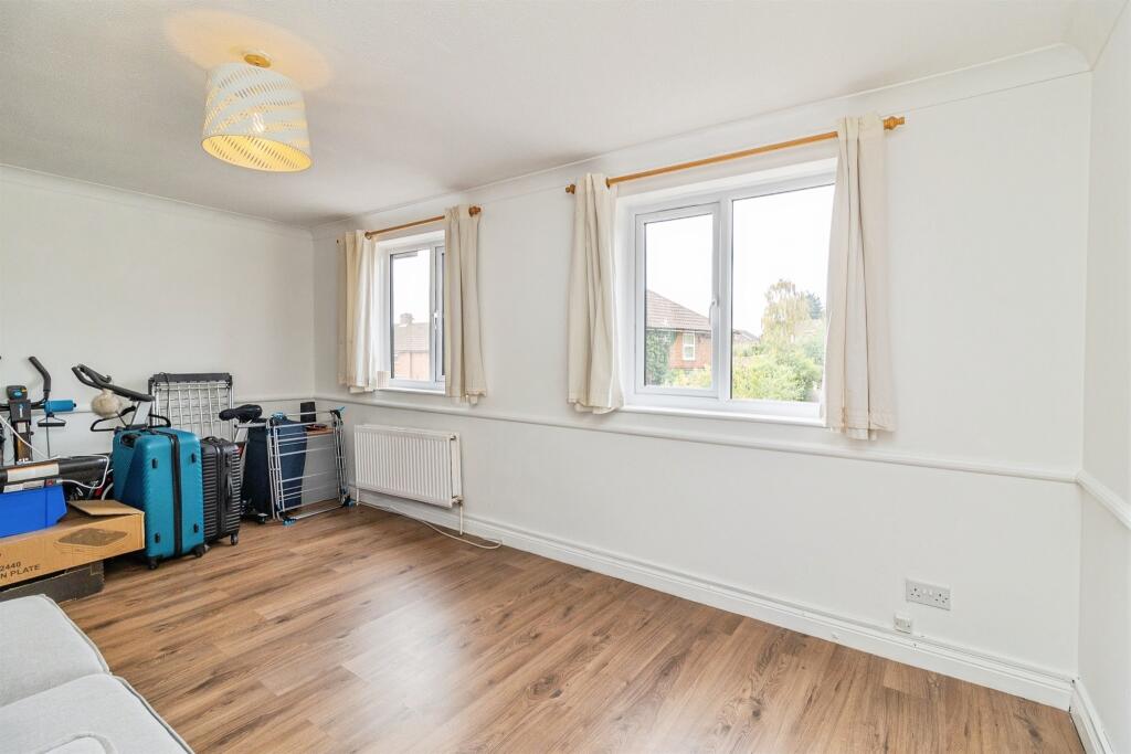 Apartment in Bedford, Central Bedfordshire - More