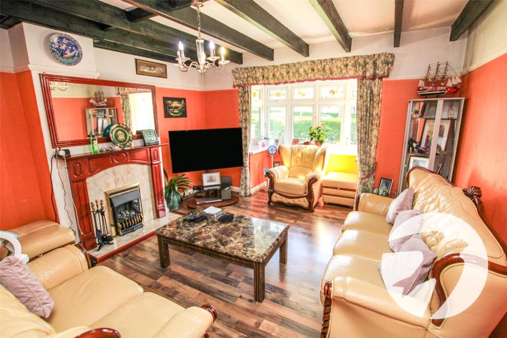 House in London, Royal Borough of Greenwich - View 2