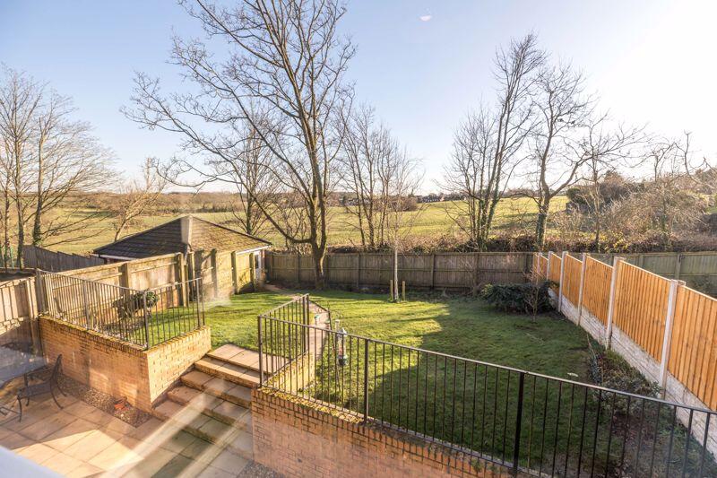 Red Chestnut Close, Billinge, WN5 7AQ photo 2
