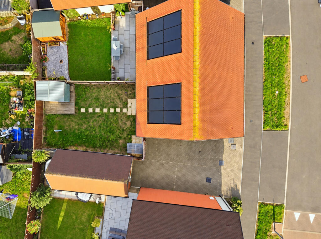 House in Rochford - View 5