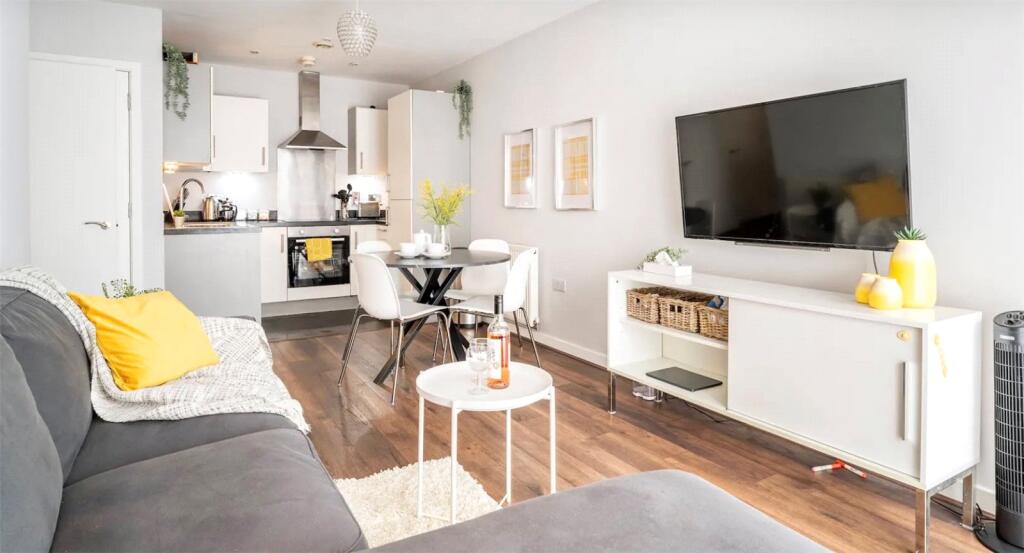 Property photo 8