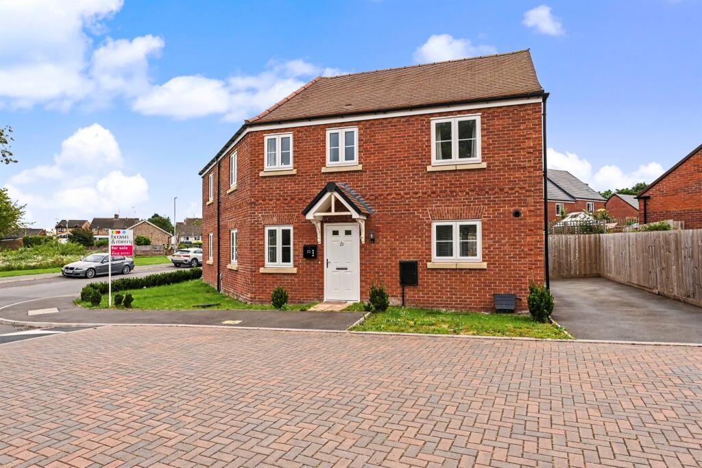 Main image of property: Ponies Close, Cheddington, Leighton Buzzard