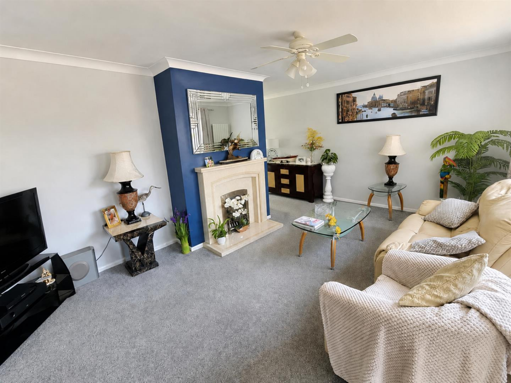 House in Gosport, Hampshire - View 4