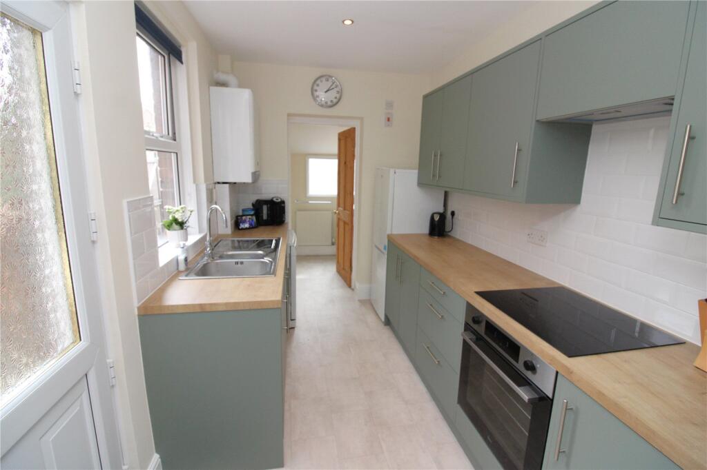 House in Portsmouth - View 3