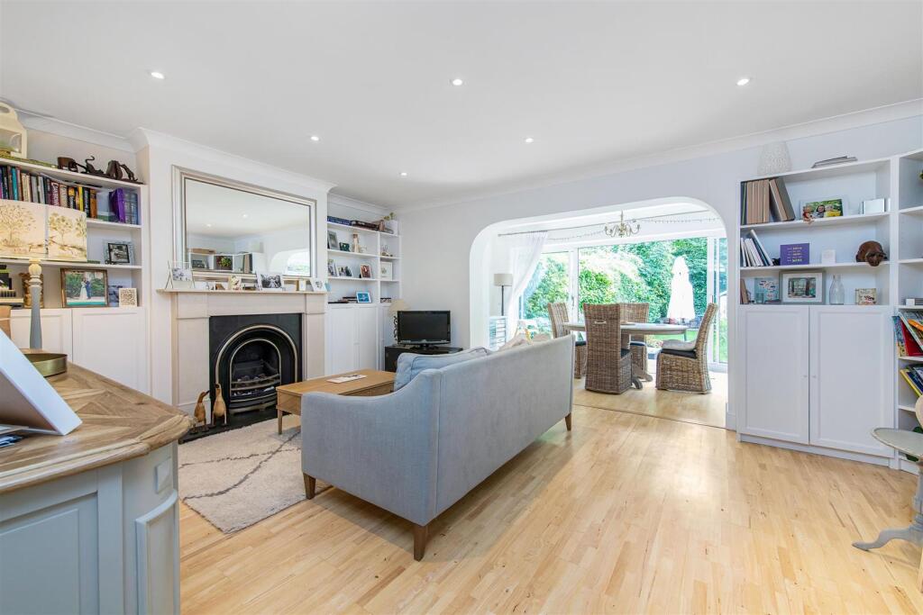Main image of property: Boileau Road, Barnes, SW13