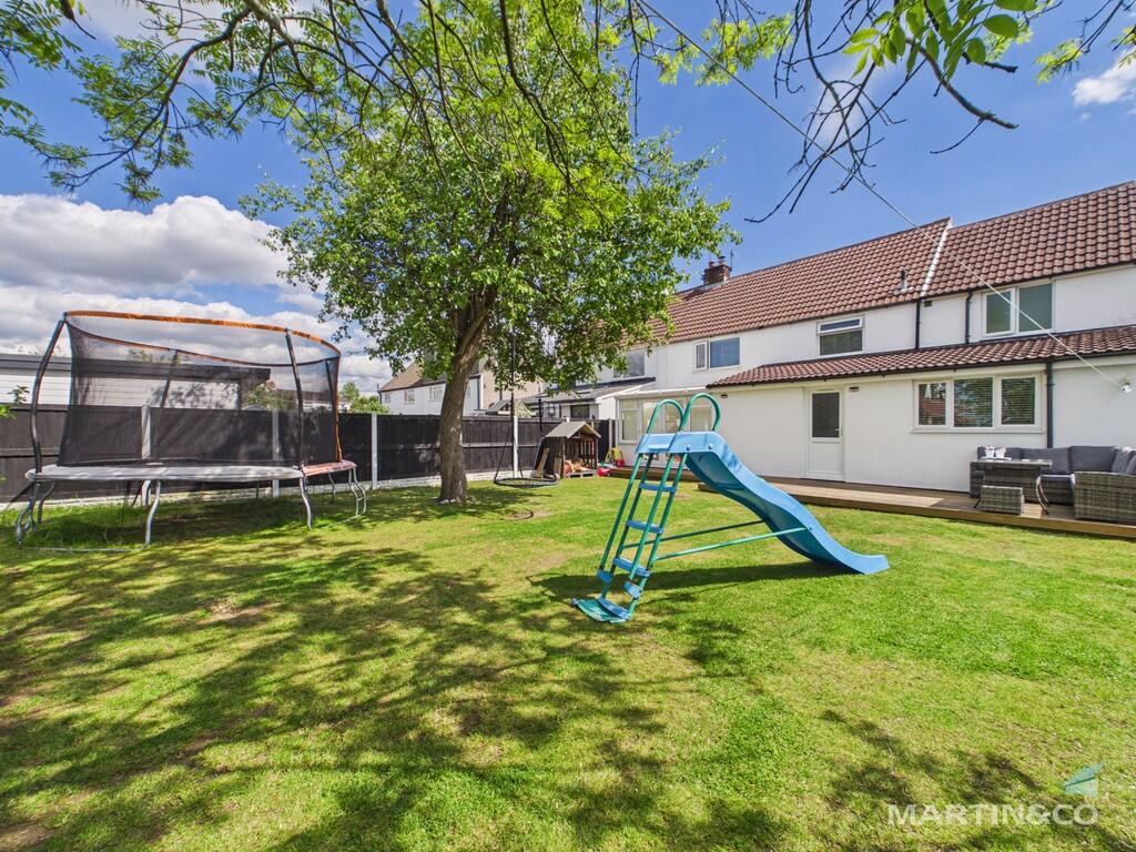 House in Upton, Overchurch Hill - View 3