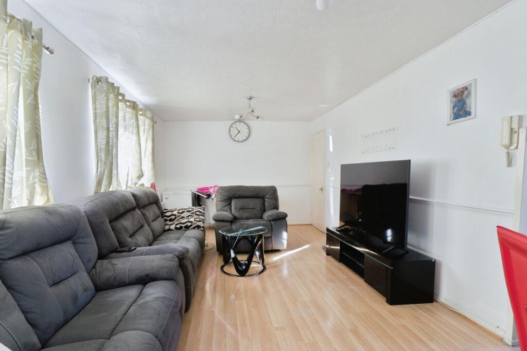 Apartment in London - View 4