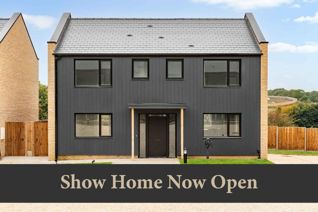 Main image of property: Farnham Road, Bishop's Stortford, Hertfordshire, CM23