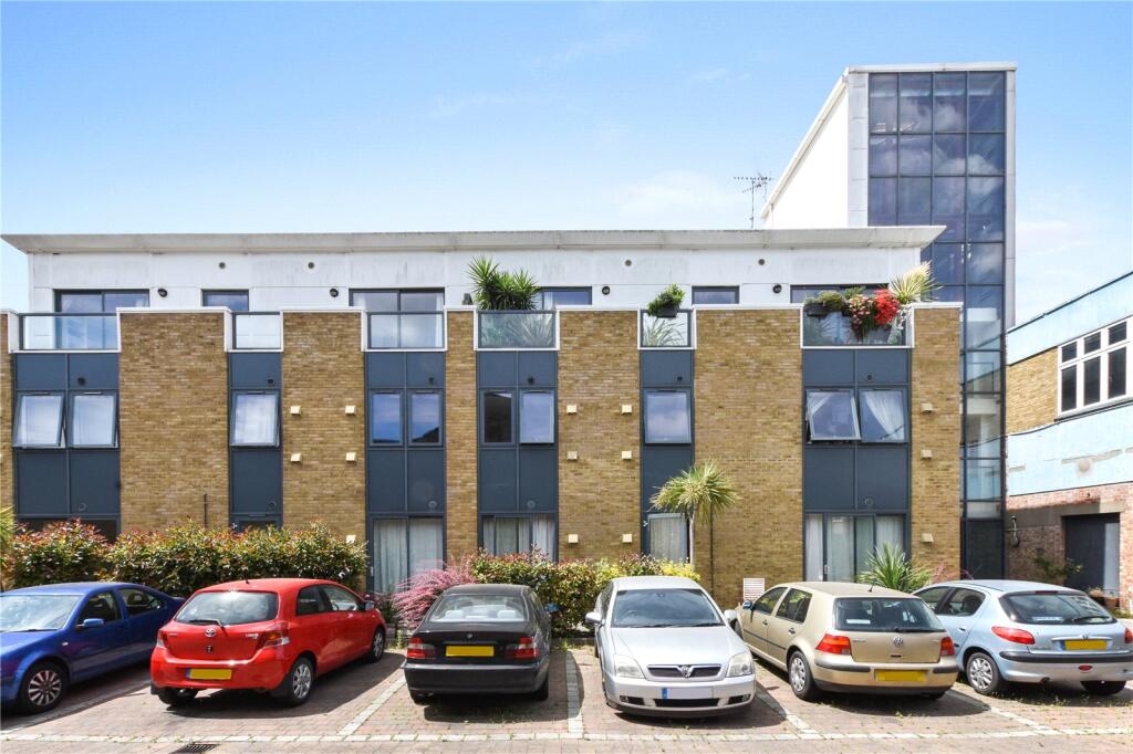 Main image of property: Vista Building, 26a Bow Road, London, E3