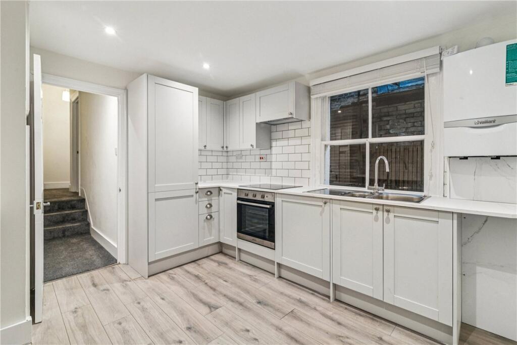 Main image of property: Glenelg Road, London, SW2