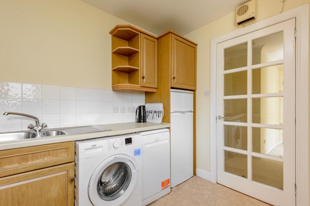 Apartment in Edinburgh, Dumbiedykes - View 5