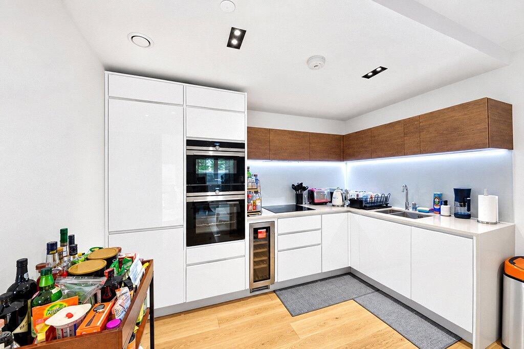 Apartment in London, Keybridge, Vauxhall - View 4