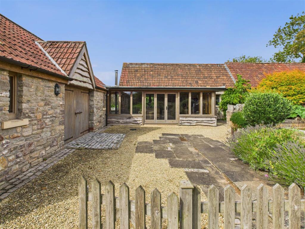 Main image of property: Nempnett Thrubwell