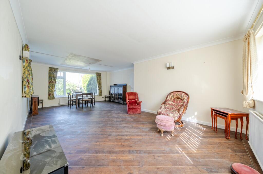 Deddington Lane, Bramcote, Nottingham, Nottinghamshire, NG9 photo 3