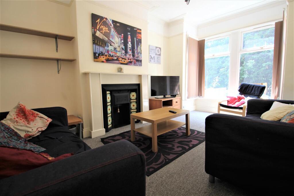 House in Leeds, Burley - View 2
