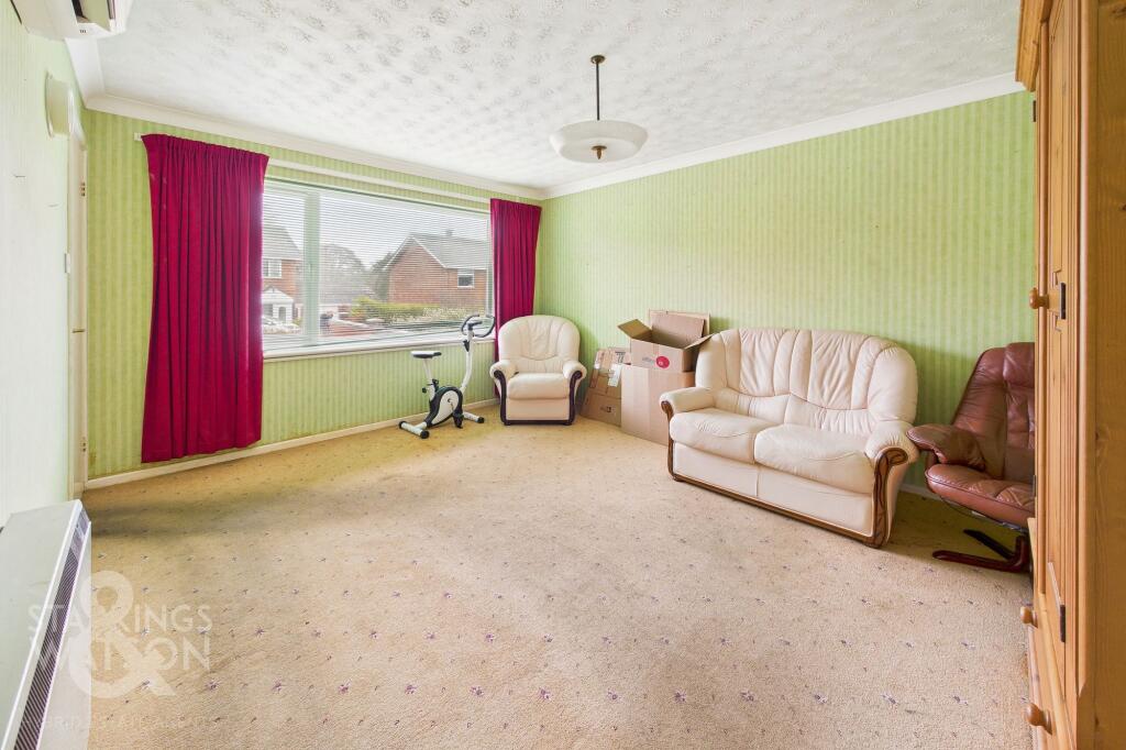 Meadow Road, Costessey, Norwich photo 3