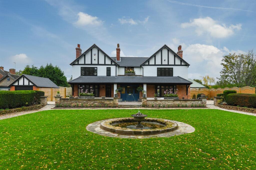 Main image of property: Nottingham Road, Oxton, Southwell