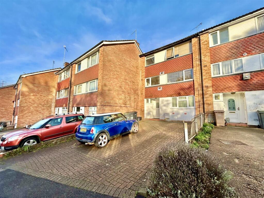 Main image of property: Brendon Avenue, Luton
