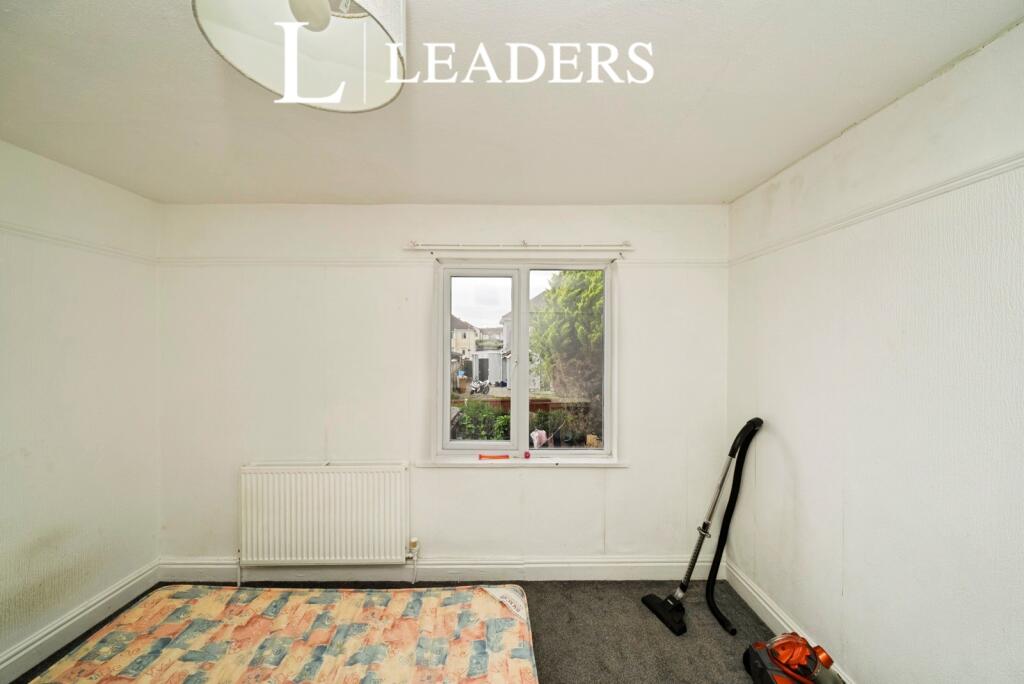 House in Walsall, West Midlands - View 4
