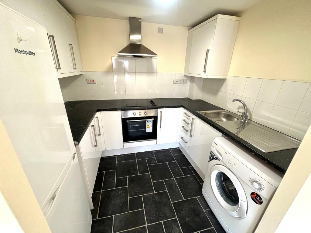 Main image of property: Mansfield Road, NOTTINGHAM