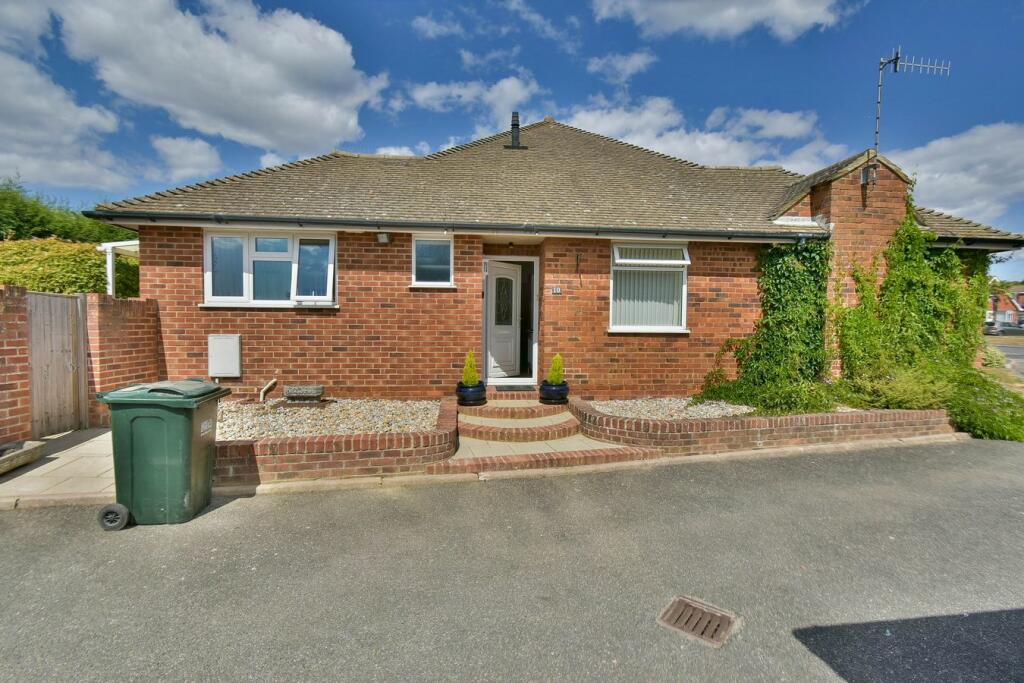 Main image of property: Cowdray Close, Bexhill-on-Sea, TN39