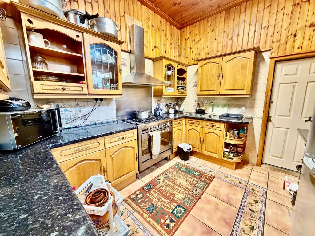 Additional image 6 of Skipton Road, Keighley, BD21