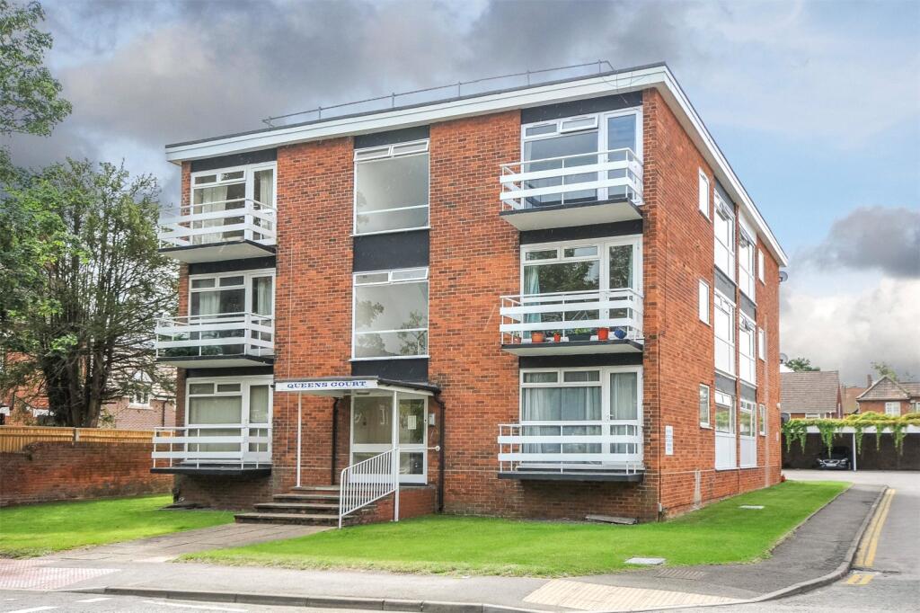Main image of property: St. Johns Road, Newbury, RG14
