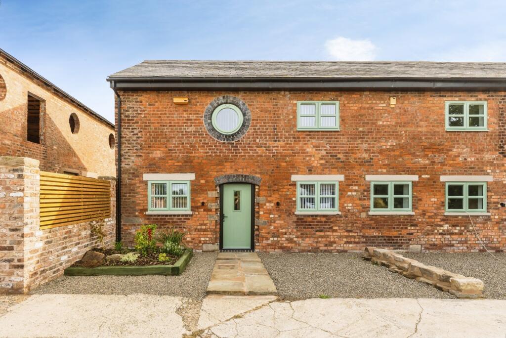 Main image of property: Thornton Green Lane, Thornton-le-Moors, Chester, Cheshire, CH2