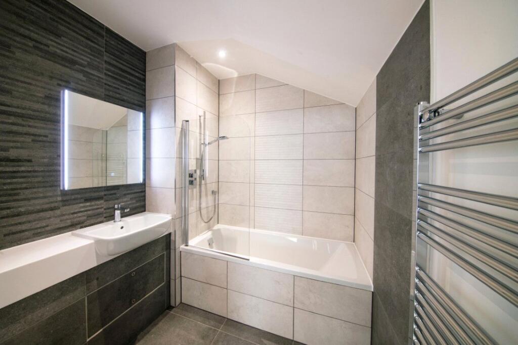 Apartment in Basingstoke, Winklebury - View 3