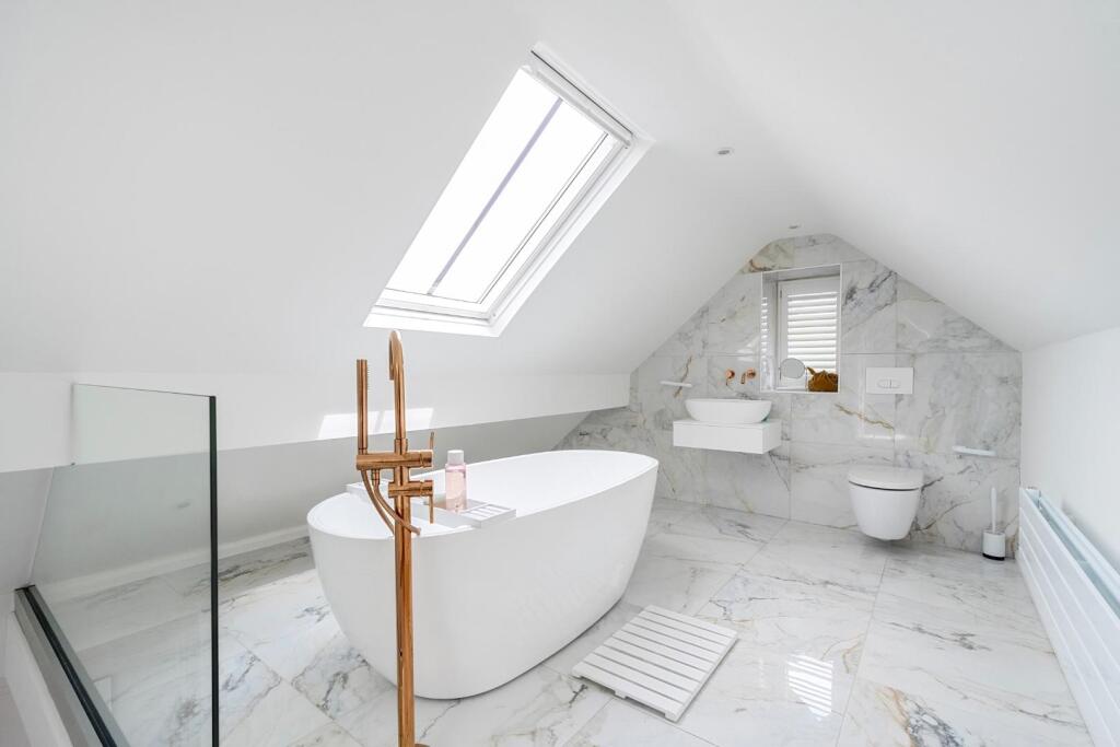 Apartment in Harrogate - View 5