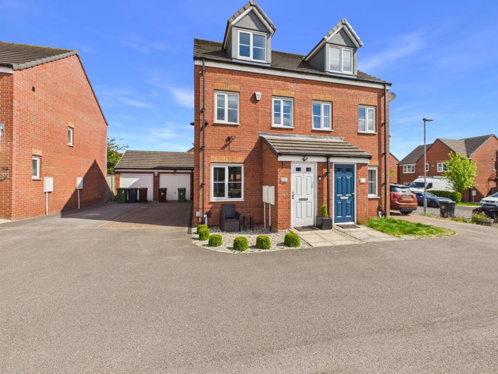 Main image of property: Settle Row Morley, Morley, Leeds, West Yorkshire, LS27