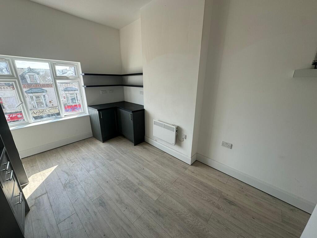 Apartment in Sandwell, Bearwood - View 2