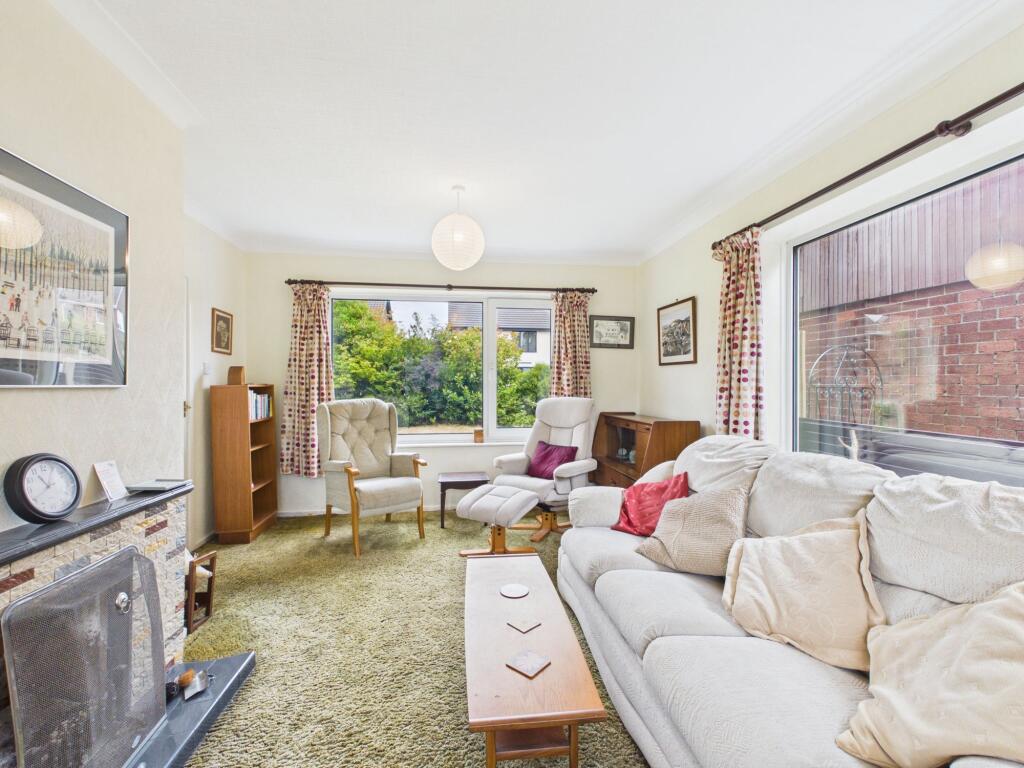 Whiterails Drive, Ormskirk, L39 photo 4