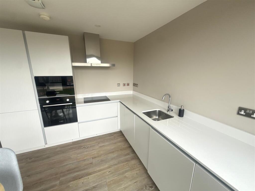 Main image of property: Queens Gardens, 75 Queens Dock Avenue, Hull