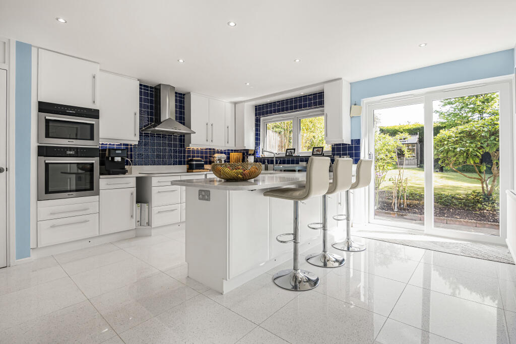 House in Welwyn Hatfield, Welwyn - View 6
