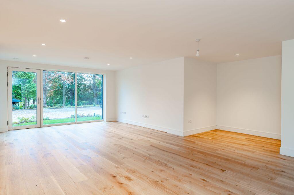Flat 4, 9 Barnton Avenue West, Edinburgh, EH4 6DF photo 4