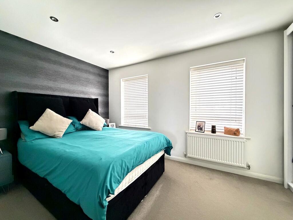 House in Portsmouth - View 5