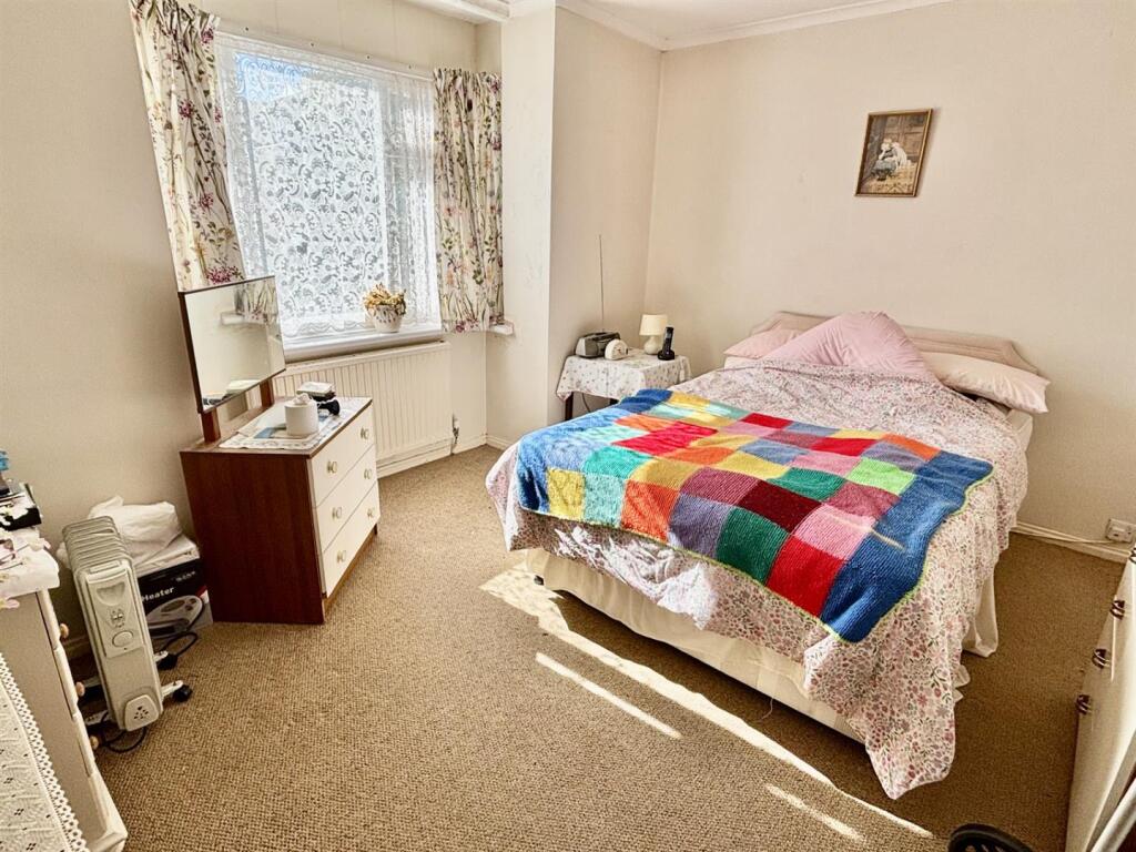 House in Rochester - View 5