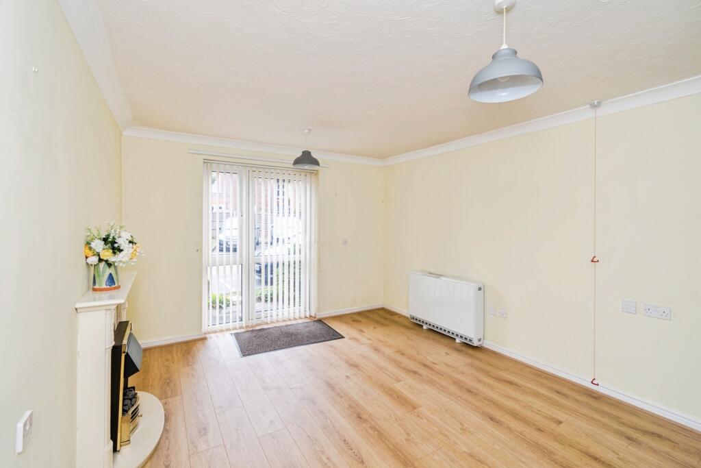 Oakley Road, Southampton, Hampshire, SO16 photo 3
