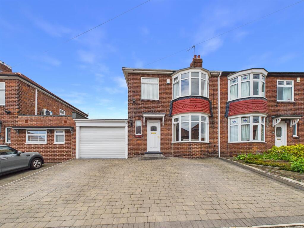 3-bed semi-detached on Glendale Avenue, North Shields, £360,000